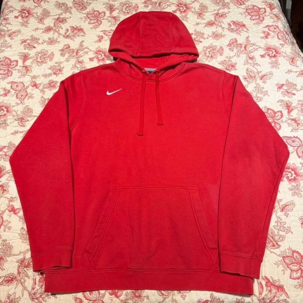 Red Nike Embroidered Swoosh Hoodie Mens size Large
